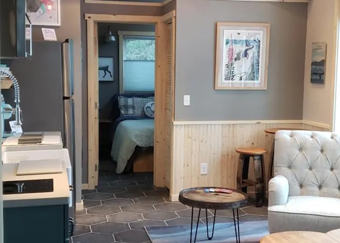 Entire Tiny Home Close To Cruise Ship Terminal Alaska Railroad And Downtown Seward